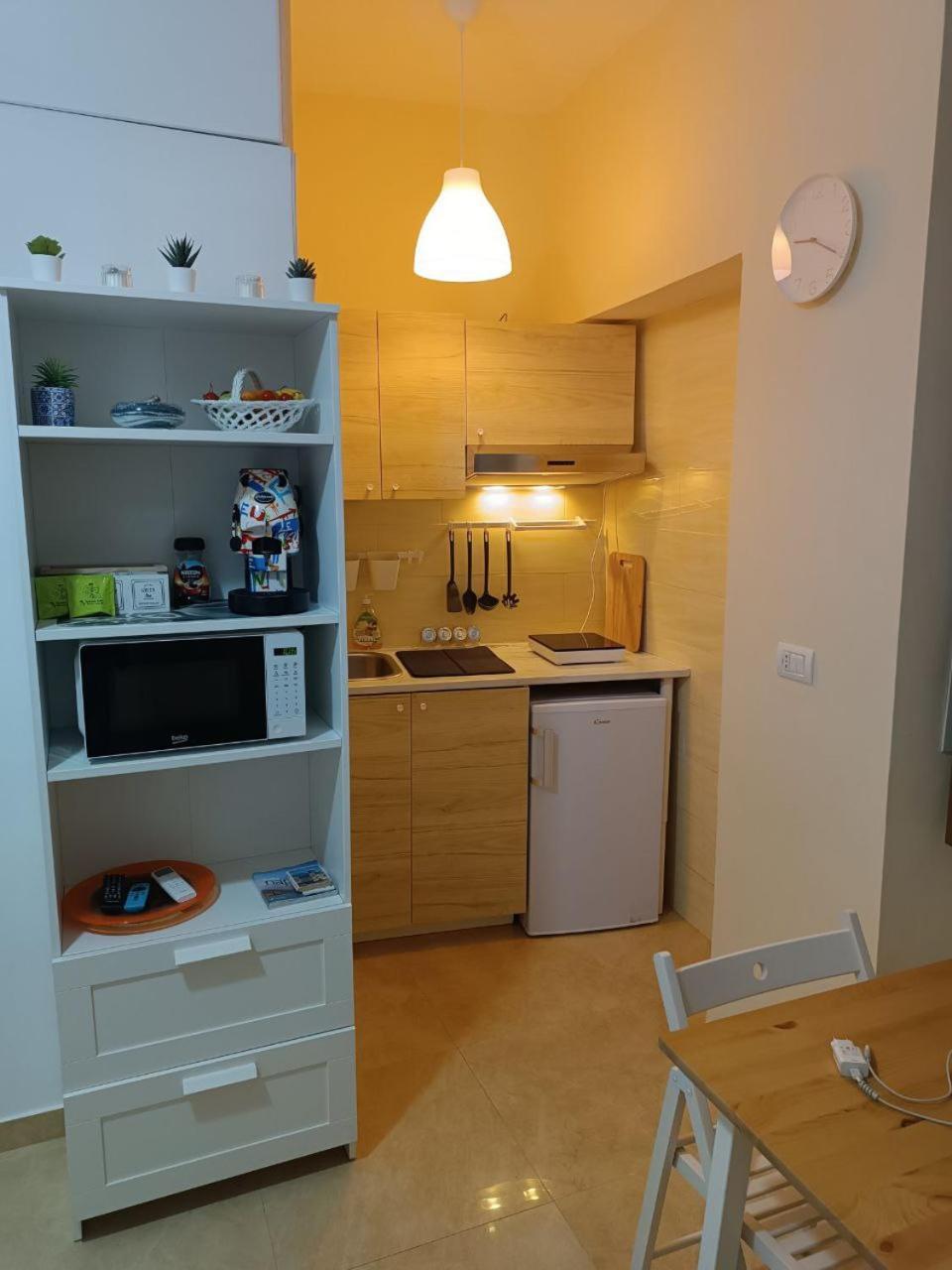 Ciervo'S Home -Appartamento Smart Nel Cuore Di Napoli Exterior photo